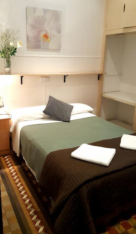 Hostal Lima Барселона Екстер'єр фото