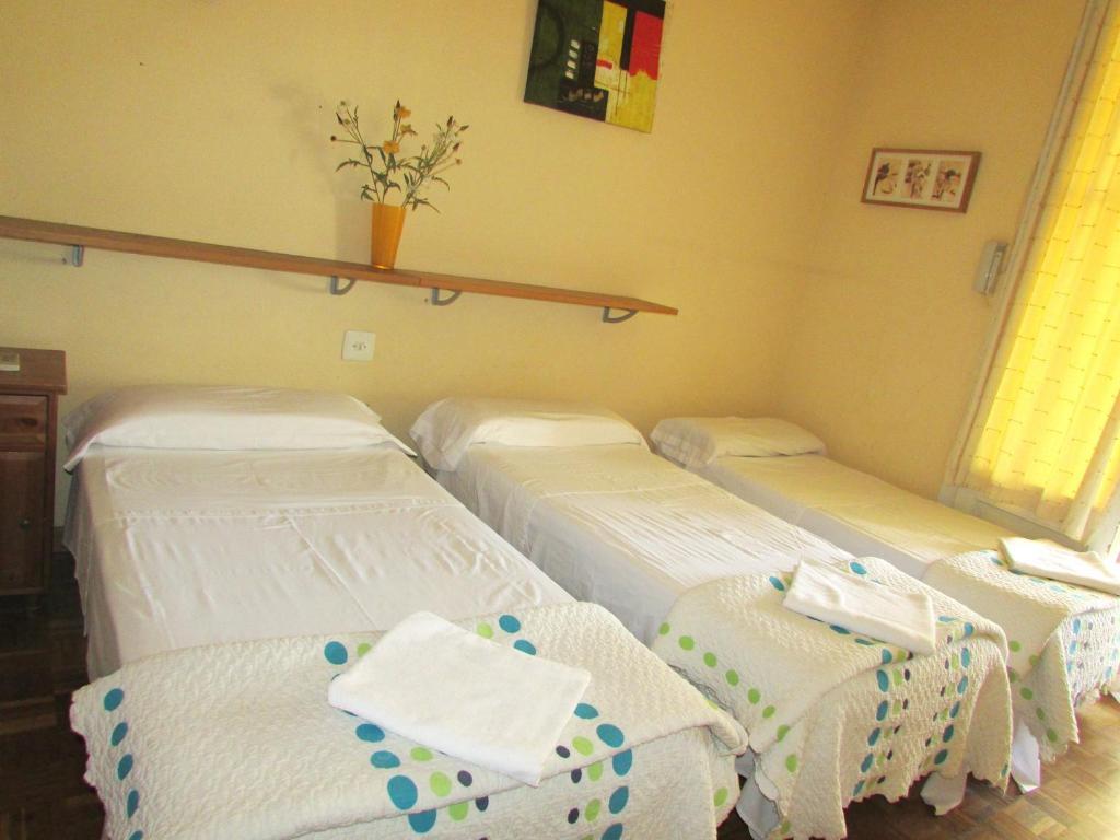 Hostal Lima Барселона Екстер'єр фото